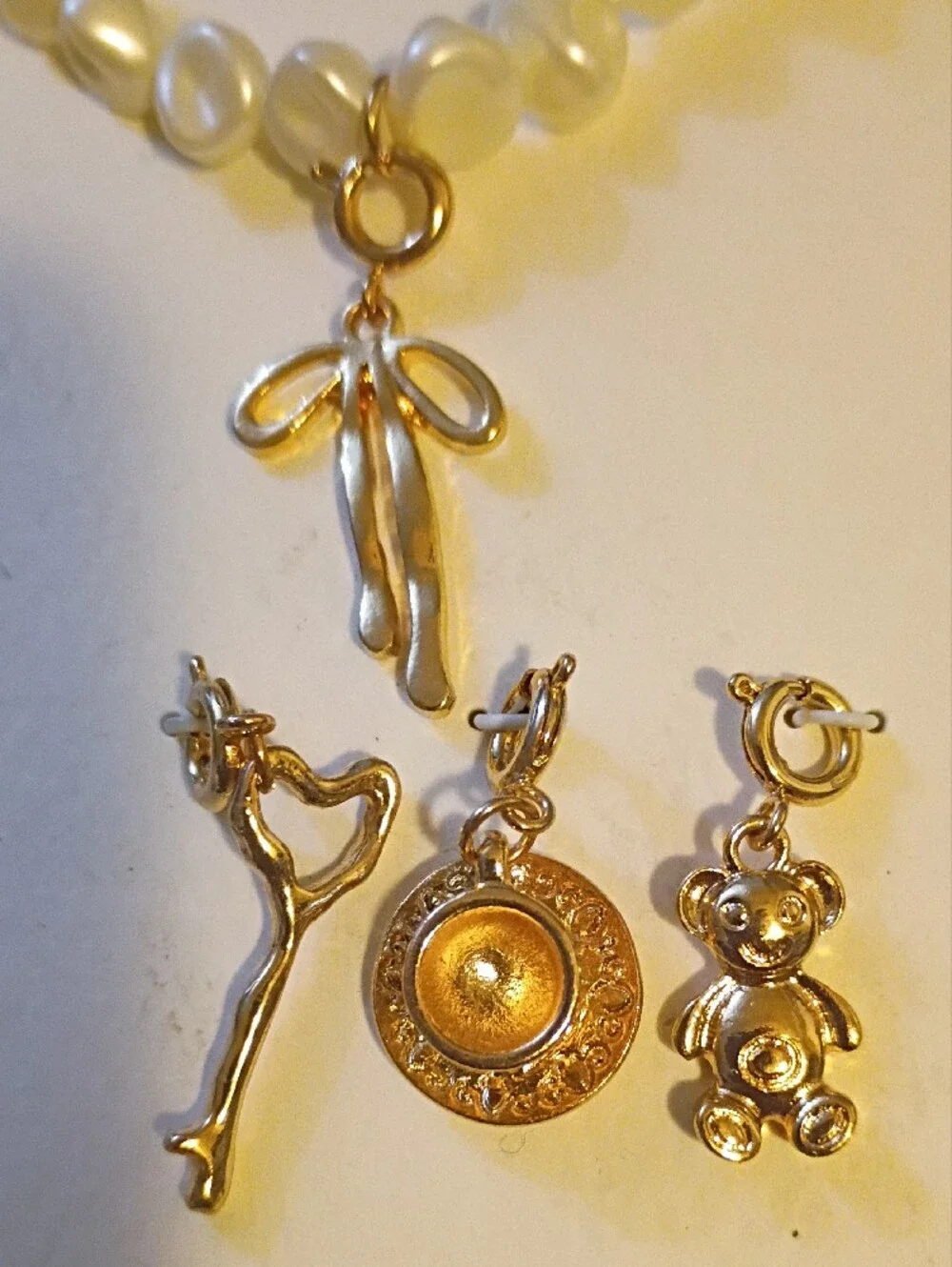 American Eagle Outfitters White Pearl Beaded Necklace with Gold Charm Set
